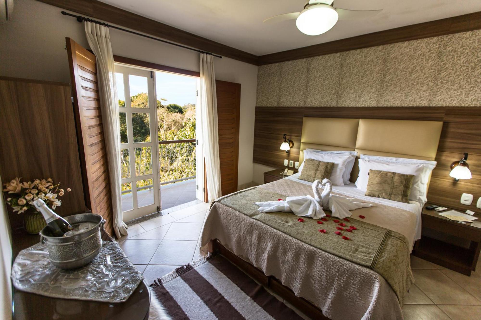 Pousada Lusitania Hotel Pedra Azul  Eksteriør billede